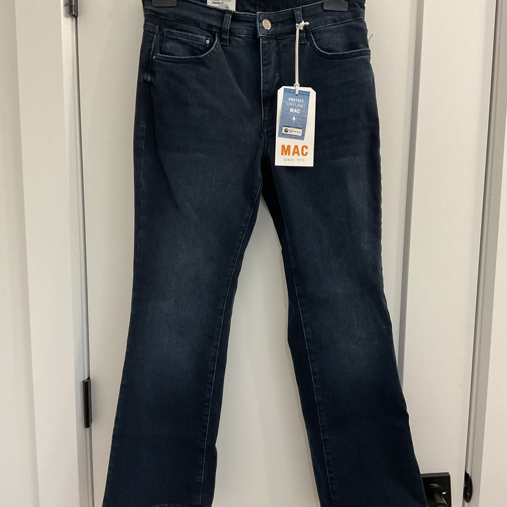 MAC Jeans Flare Leg Jeans Dark Blue Classic Style